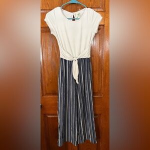 Lily Bleu Size 12 Girls Blue & White Jumper